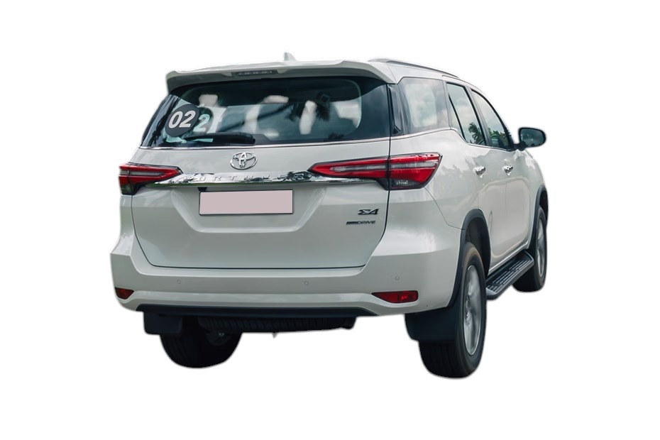 Toyota Fortuner automatic 2024 